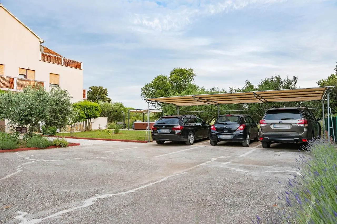 Apartment Yelica Zaton  0*, Zaton (Zadar) Kroatien